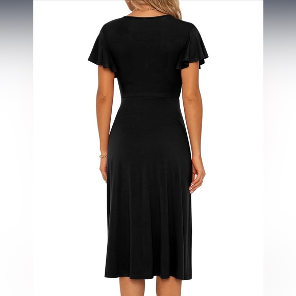 GRECERELLE- Short Sleeve Wrap V-Neck Dress with Pockets - Picture 3 of 4
